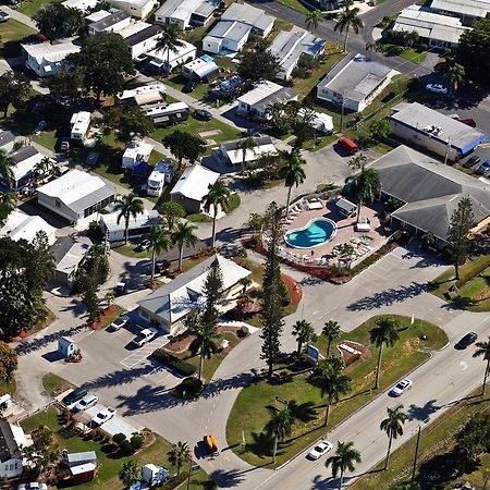 Fort Myers Beach Resort Two-Bedroom Park Model 4 Harlem Heights Eksteriør billede